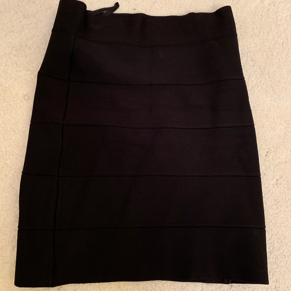 Black BCBG MAXAZRIA Bandage Mini Pencil Skirt